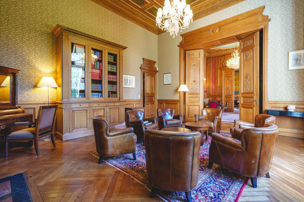 Chateau La Comtesse De Loire &